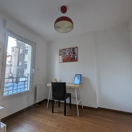 Hotel Maison Luxe Avec Jardin, 5 Chambres, Cinema - Metro 1