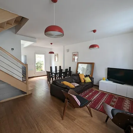 Maison Luxe Avec Jardin, 5 Chambres, Cinema - Metro 1 Villa
